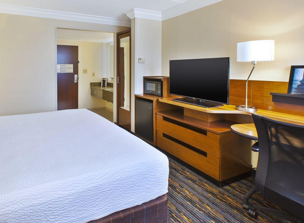 Fairfield By Marriott Inn & Suites Herndon Reston Exteriör bild